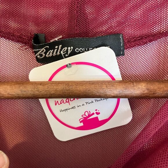 Nadine West, Bailey Collection, new with tags, cranberry color, mini, large - Picture 2 of 4